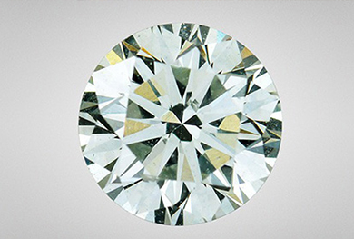 淡绿色高温高压合成钻石