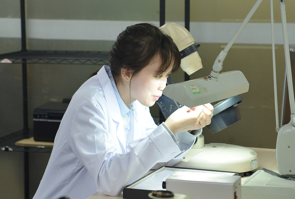 中诚助质监局规范珠宝检测市场