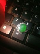 珠宝检测需要认真，再认真！——1颗翡翠（？）戒面的检测